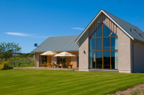 Гостиница Clovenstone Lodges  Инверури